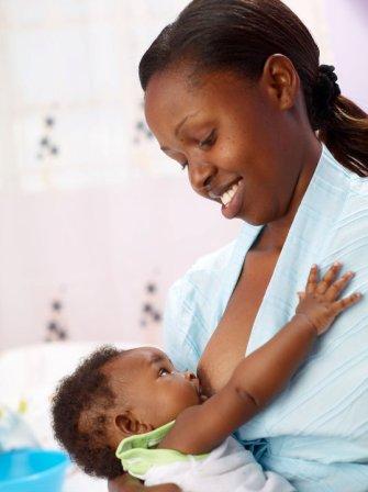 A happy breastfeeding mum. Photo: Photo: Let’s Talk Breastfeeding, Kenya.