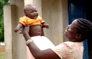 Breastfeeding in Kenya: 16 Kenyan Moms Share their Most Important Breastfeeding Lessons
